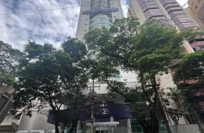 Apartamento à venda em edifício Gran Arthur - Maringá zona 01