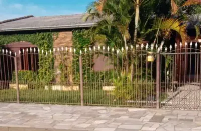 Casa com 3 quartos à venda no Parque Santo Inácio, Esteio 