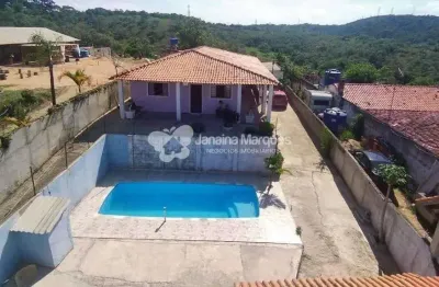 Chácara com 4 dormitórios à venda, 1100 m² por R$ 700.000,00 - Aparecidinha - Araçariguama/SP