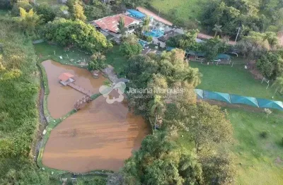 Chácara com 6 dormitórios à venda, 10000 m² por R$ 980.000,00 - Pousada Bandeirantes - Araçariguama/SP