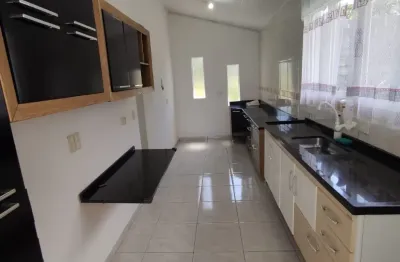 Casa disponível para locação – conforto e espaço para sua família