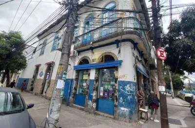 Sobrado em localização ótima no bairro do catumbi, rio de janeiro