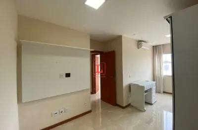 Apartamento de dois quartos reformado + vaga com inquilino mensal de 4.000+ cond