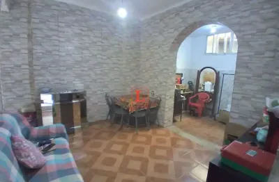 Apartamento, dois quartos, banheiro e cozinha praça da bandeira rio de janeiro