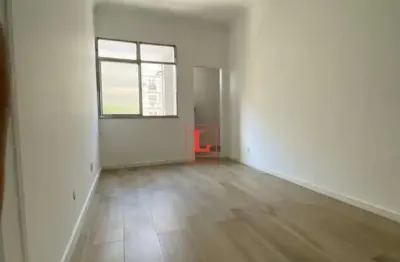 Apartamento sala e quarto com dependência completa no flamengo