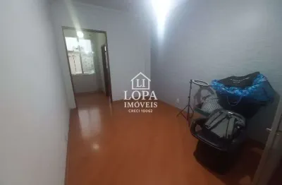 Apartamento à Venda com 2 quartos, 1 banheiro e 65m² por R$ 280.000