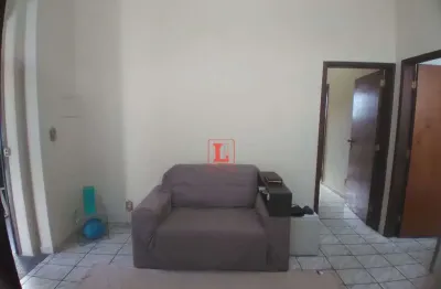 Casa à venda com 4 quartos, 2 banheiros 140m² por r$ 400.000