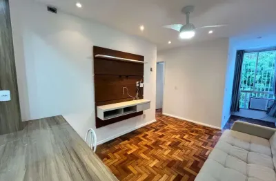 Apartamento quarto e sala totalmente reformado na rua riachuelo centro rj