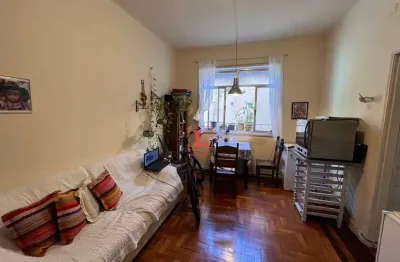 Apartamento  2 quartos+varandinha com 76m² na rua monte alegre santa teresa