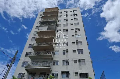 Apartamento de dois quartos com garagem no centro do rio de janeiro