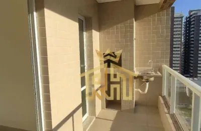 Apartamento de 2 quartos, 1 suíte no canto do forte - novo