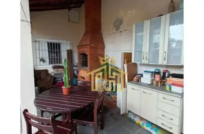Casa de 3 quartos (com edícula)  no bairro de guilhermina em praia grande - sp