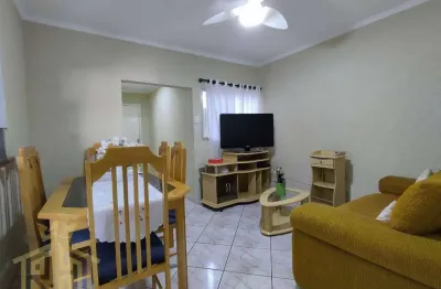 Apartamento de 2 quartos (1 suíte) no bairro de vila tupi - praia grande/sp