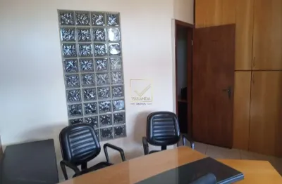 Sala comercial com 4 salas à venda na Avenida dos Andradas, 2287, Santa Efigênia, Belo Horizonte por R$ 450.000