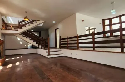 Casa para venda em santana de parnaíba, alphaville, 5 dormitórios, 2 suítes, 5 banheiros, 2 vagas