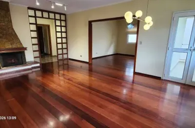 Casa para Venda em Santana de Parnaíba, Alphaville, 4 dormitórios, 4 suítes, 6 banheiros, 2 vagas