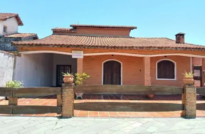 Casa com 4 dormitórios à venda, 286 m² por r$ 392.200,00 - jardim regina - itanhaém/sp