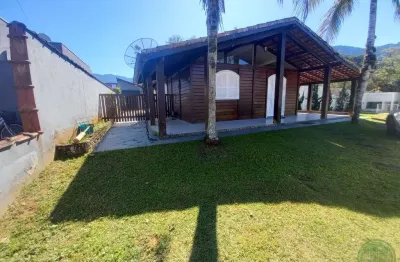 Casa em condomínio fechado com 4 quartos à venda em Horto Florestal, Ubatuba  por R$ 1.150.000