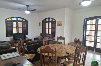 Casa com 3 quartos à venda em itaguá, ubatuba  por r$ 1.200.000