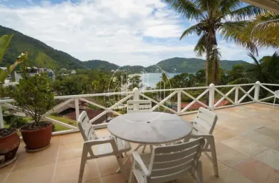 Apartamento com 3 quartos à venda no Santa Rita, Ubatuba  por R$ 2.300.000