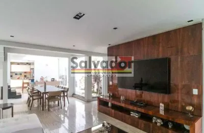 Sobrado reformado e parcialmente mobiliado no bosque da saúde