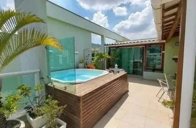 Cobertura no free, estrada do bananal, 2 quartos sendo 1 suíte. próximo a 3 rios
