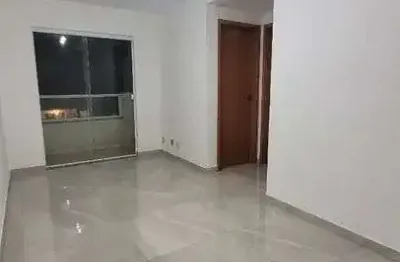 Spazio reserva imperial, 2 quartos com varanda, porcelanato e móveis. 1 vaga.