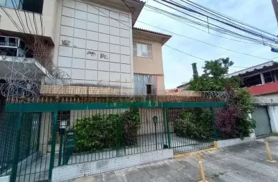Apartamento para alugar, 2 quartos com vaga. no rocha.