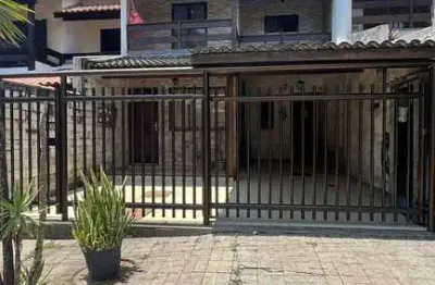 Mirante da barra, casa com 150m, 3 quartos, piscina e churrasqueira. 2 vagas.