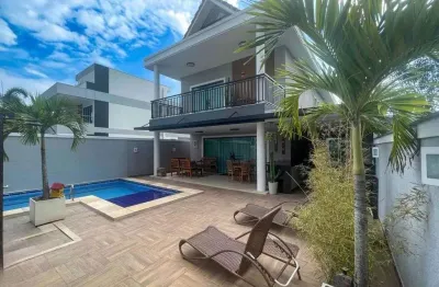 Jardins de maria, 4 suítes, piscina e churrasqueira. condomínio com lazer.