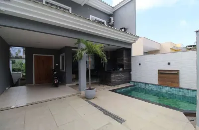 Vale do ipe, casa de condomínio com 223m, 4 quartos, suíte e 2 vagas. piscina.