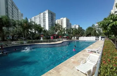 Minha Praia I, 2 quartos com vaga, andar alto e sol da manhã. Lazer completo.