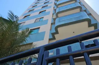 25 de agosto, amplo apartamento de 2 quartos com 110m com varanda, 1 vaga.