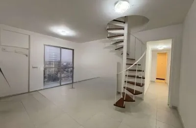 Riachuelo, Cobertura com 114m, 3 quartos, 2 banheiros, churrasqueira. 2 vagas.