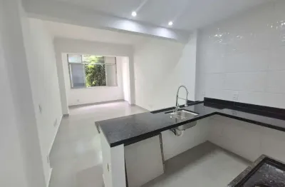 Voluntários da Pátria, Apartamento tipo Kitnet, Reformado. Loft a venda.