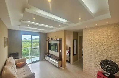 Minha Praia, apartamento a venda com 2 qurartos e vaga. Porcelanato e teto