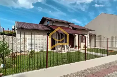 Casa no carianos 3 dormitorios, 3 banheiros, 3 vagas de garagem com 414m2