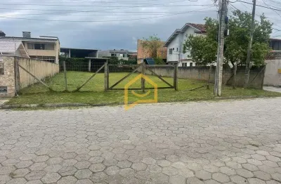 Terreno à venda na Rua Xiniquá, 888, Campeche, Florianópolis