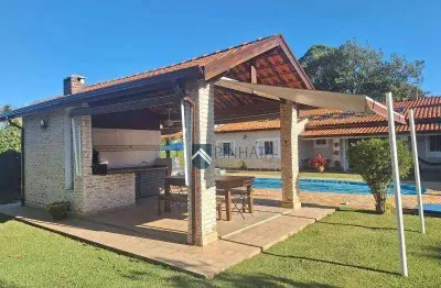 Casa térrea ampla com 3 quartos/1 suíte em recanto dos canjaranas – vinhedo/sp
