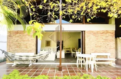 Casa para Venda em Guarujá, Jardim Las Palmas, 4 dormitórios, 1 suíte, 2 banheiros, 5 vagas