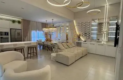 Finamente mobiliado 220m² 4 suítes 5 vagas meia praia em itapema - sc