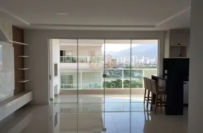 Próximo ao colégio unificado 140m² 4 suítes 3 vagas de garagem na meia praia em itapema - sc
