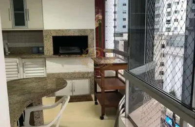 Próximo a roda gigante, 110 m² de área privativa, excelente luminosidade e ventilação, a poucos passos da orla, em balneário camboriú - sc