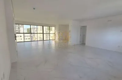 No edifício las brisas residence, 350metros da orla de balneário camboriú - sc