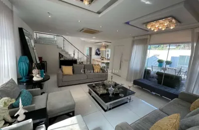 Casa em condomínio fechado com 3 quartos para alugar no Recreio dos Bandeirantes, Rio de Janeiro 