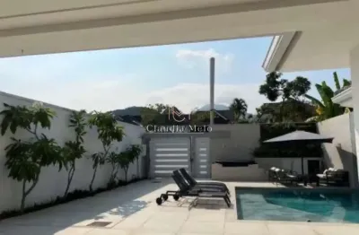 Casa em condomínio fechado com 3 quartos para alugar na Barra da Tijuca, Rio de Janeiro 