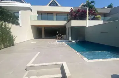 Casa em condomínio fechado com 5 quartos à venda na Barra da Tijuca, Rio de Janeiro 