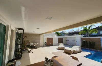 Casa em condomínio fechado com 3 quartos para alugar no Recreio dos Bandeirantes, Rio de Janeiro 