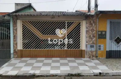 Casa  no jardim castanheiras, 3 quartos sendo 1 suite, 1 vaga de garagem coberta