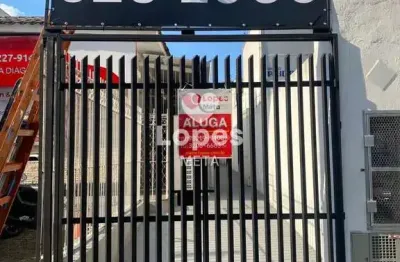 Casa para locação, bairro vila adyana, 3 salas, 1 vaga de garagem, sjc/sp